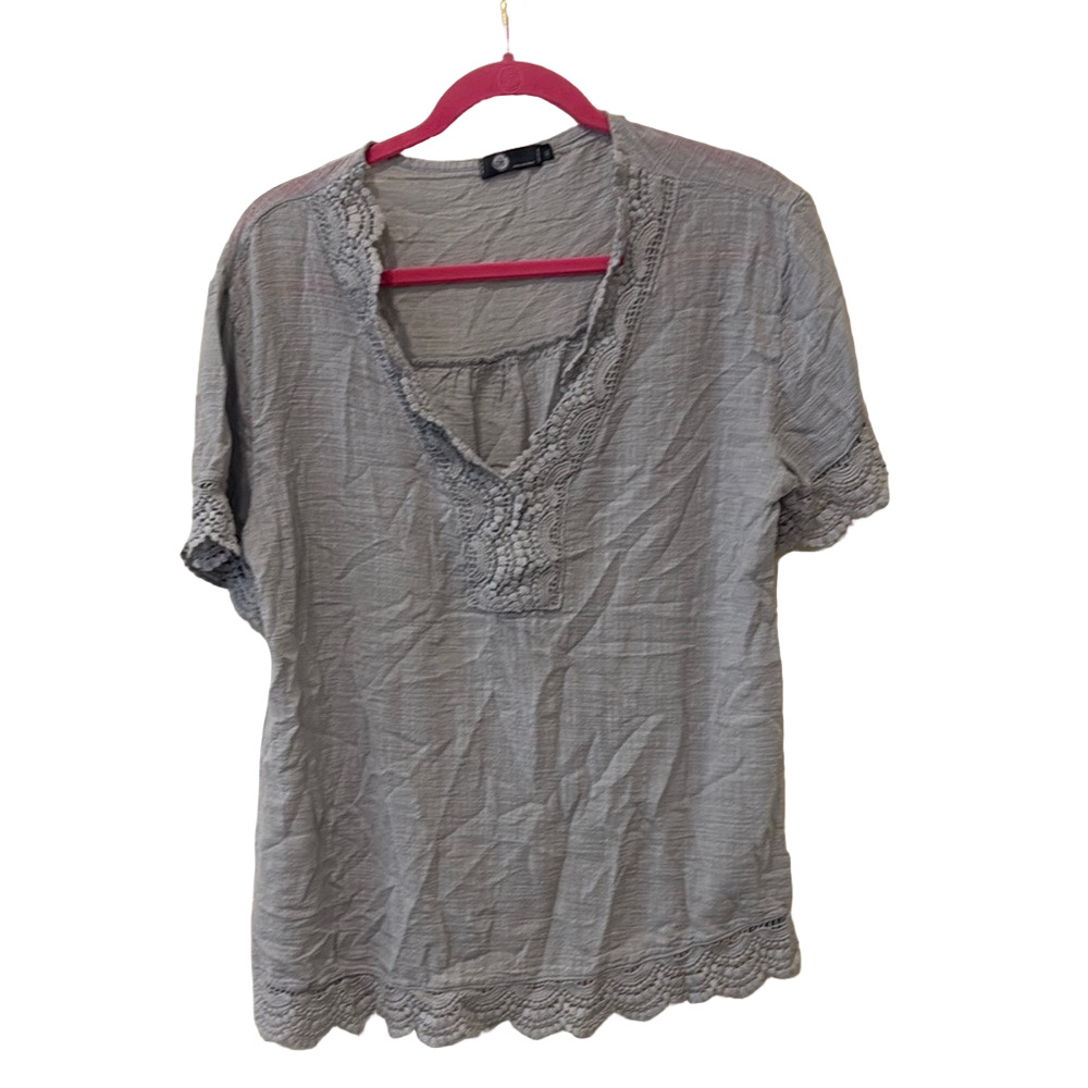 Women's Gray Crochet Trim V-Neck Blouse